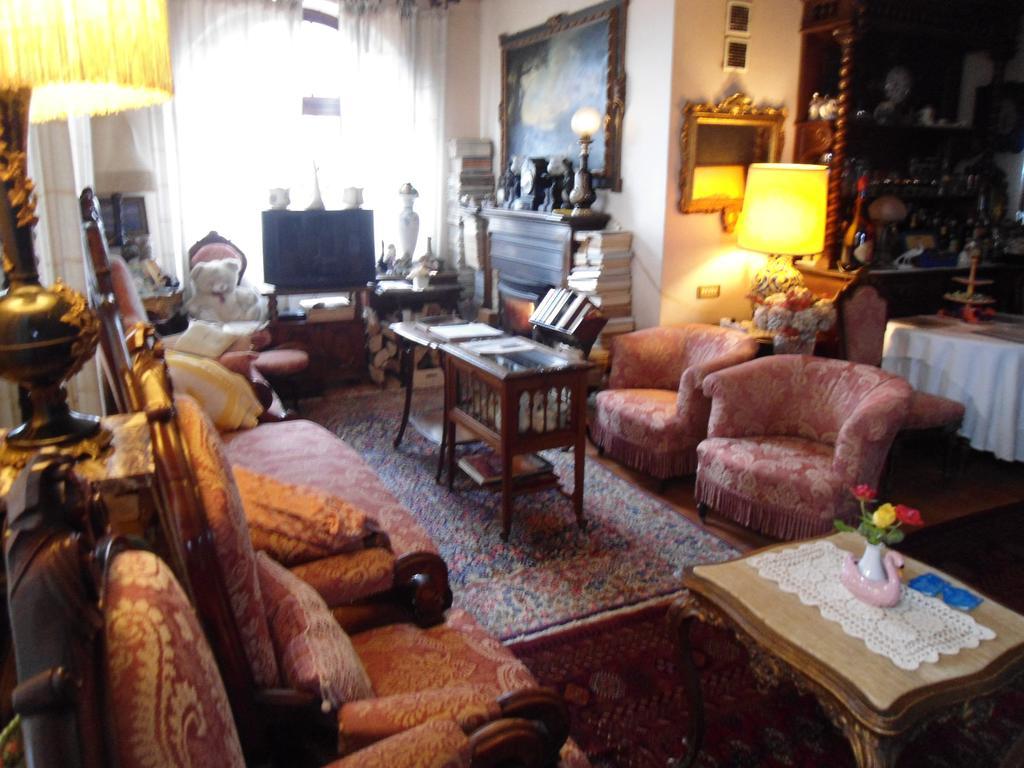La Luna E I Falo Bed & Breakfast กาเนลลี ภายนอก รูปภาพ